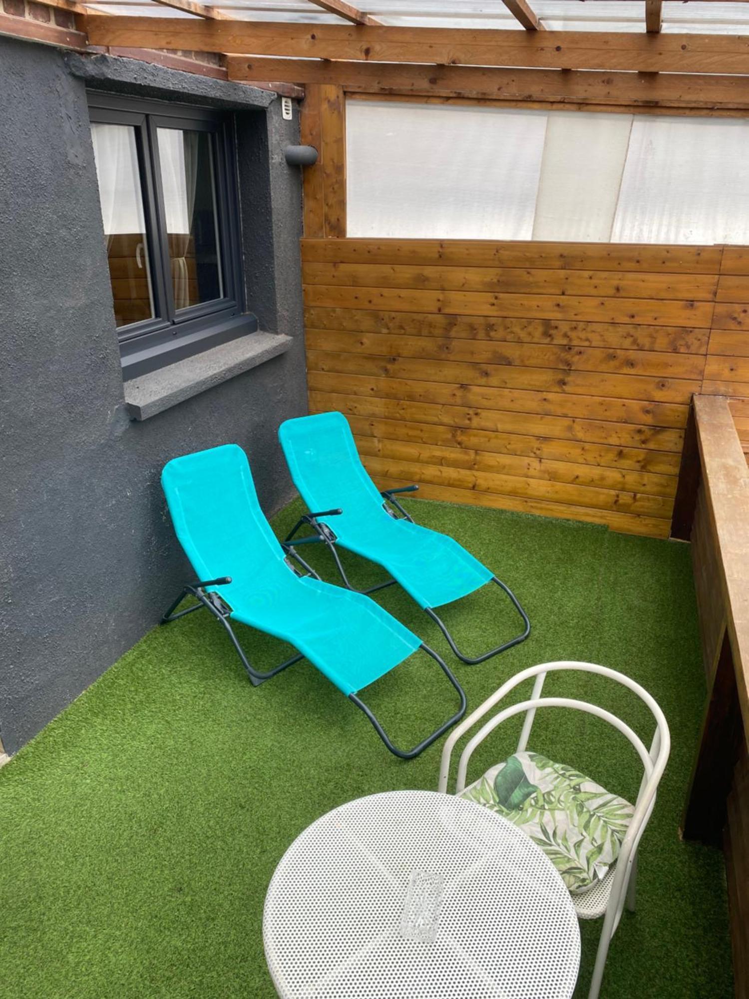 La Terrasse, Train Lens - Paris Trajet D'Environ 1 Heure 10 Minutes Apartment Екстериор снимка